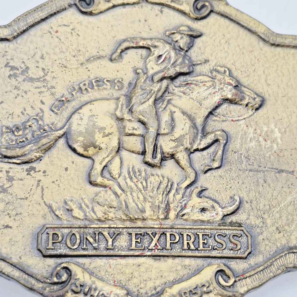 VTG Pony Express 1902 Since 1852 Belt Buckle Brass Tone Western Cowboy & Horse - Picture 3 of 4